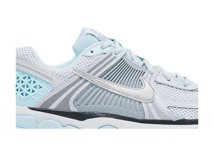 Nike Vomero 5 GS 'Metallic Swoosh'