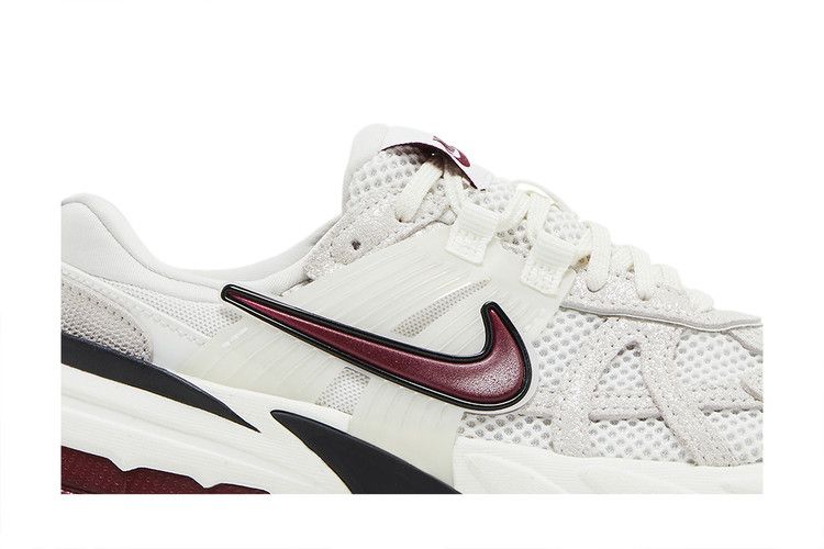 Nike Wmns V2K Run SE 'White Black Team Red'