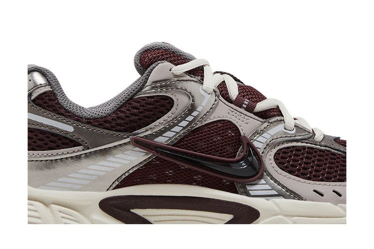 Wmns Nike V5 RNR 'Burgundy Crush Light Orewood Brown'