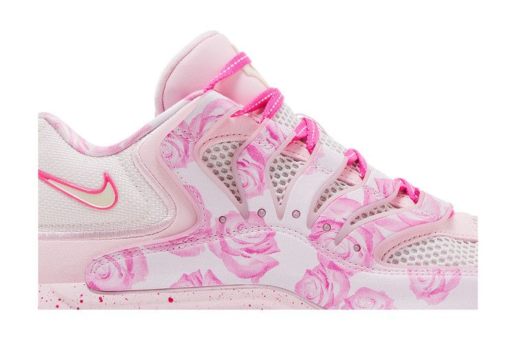 Nike KD 18 'Aunt Pearl'