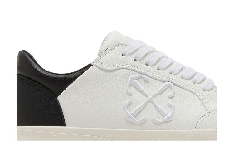 Off-White New Low Vulcanized 'White Black'