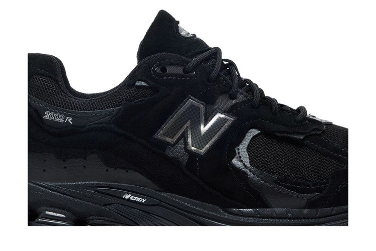New Balance 2002R 'Protection Pack - Black'