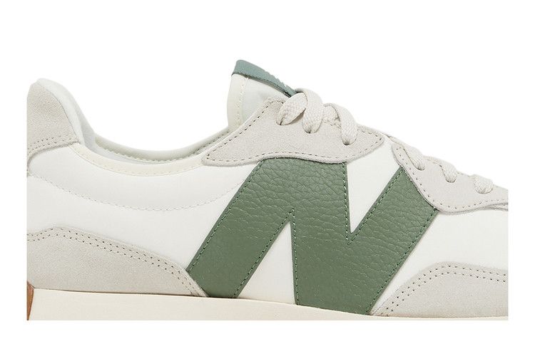 New Balance 327 'Moonbeam Forest Green'