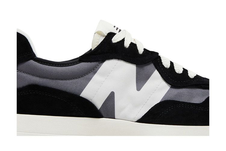 New Balance 327 'Black Grey Matter'