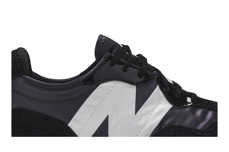 New Balance Wmns 327 'Black Grey'
