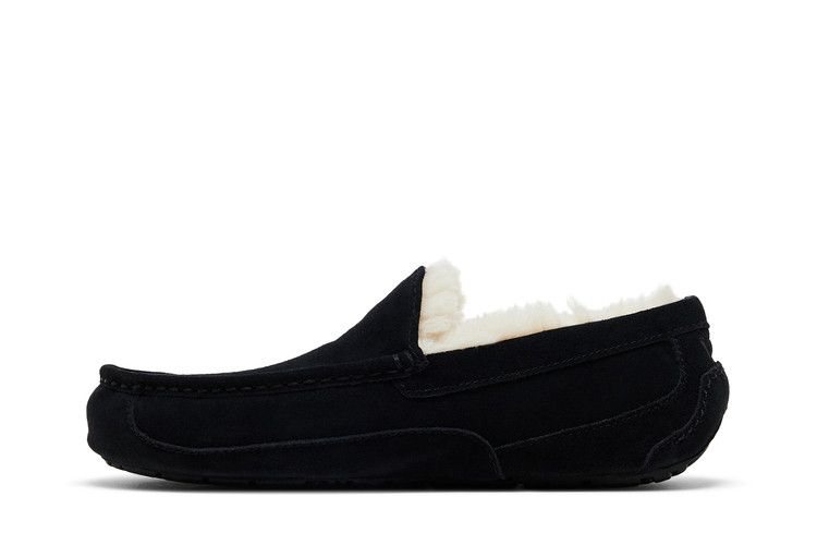 UGG Ascot Slipper 'Black'