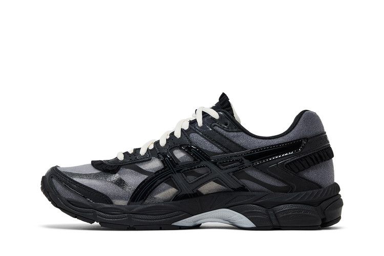 Griff x ASICS Gel Cumulus 16 'Black White'