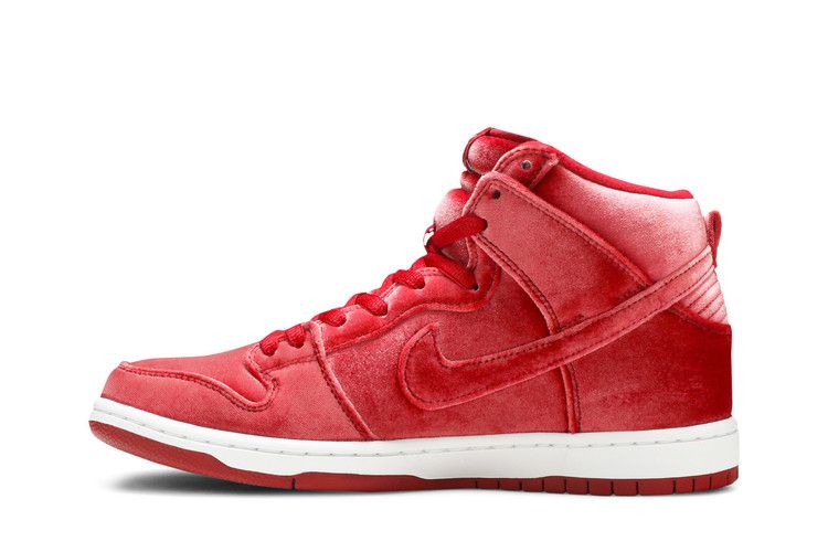 Nike SB Dunk High PRM 'Red Velvet'