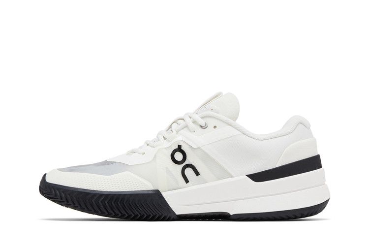 ON The Roger Pro 2 Clay 'White Black'