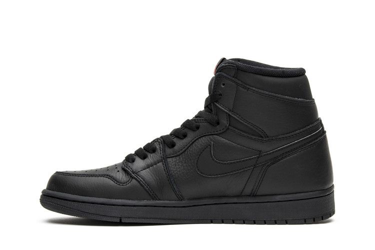 Air Jordan 1 Retro High OG 'Triple Black'