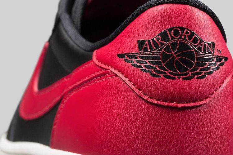 Air Jordan 1 Retro Low OG GS 'Bred'