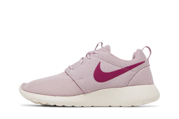 Nike Wmns Roshe One 'Plum Chalk'