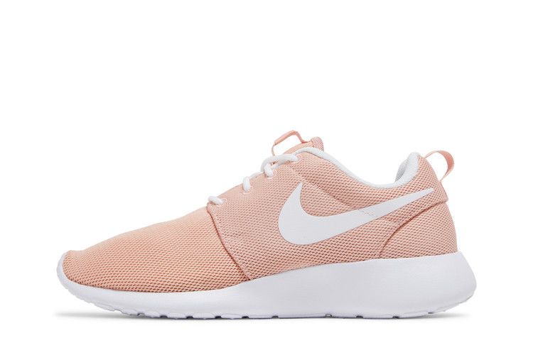 Nike Wmns Roshe One 'Coral Stardust'