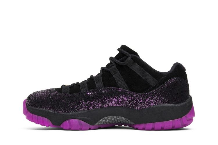 Wmns Air Jordan 11 Low 'Rook to Queen'