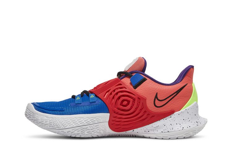 Nike Kyrie Low 3 'NY vs. NY'