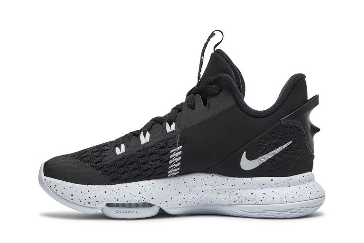 Nike LeBron Witness 5 'Black Metallic Silver'