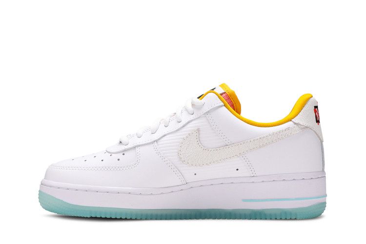Nike Wmns Air Force 1 '07 'Corner Markets'