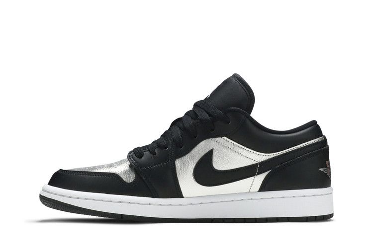 Wmns Air Jordan 1 Low SE 'Silver Toe'