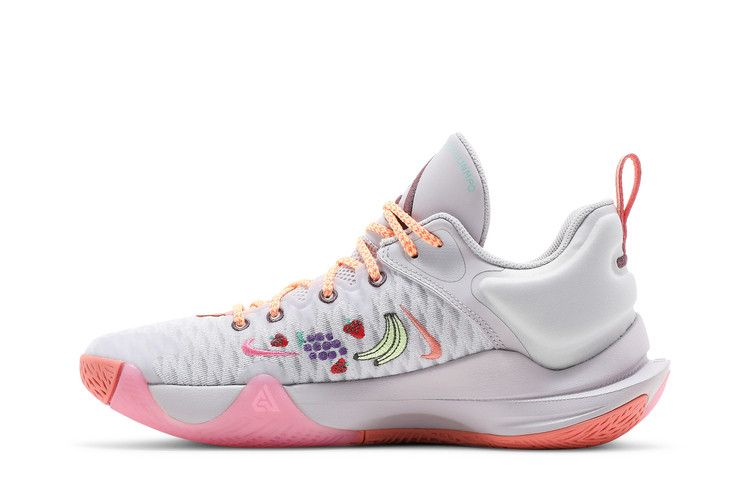 Nike Giannis Immortality 'Force Field'