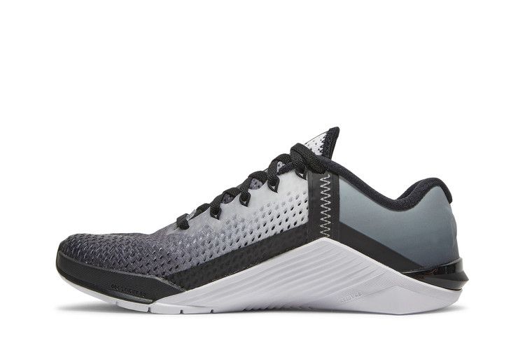 Nike Wmns Metcon 6 'Black White'