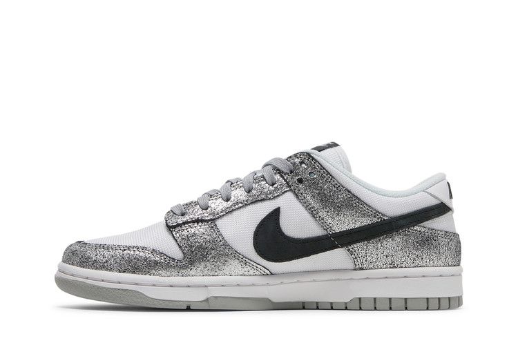 Nike Wmns Dunk Low 'Golden Gals'