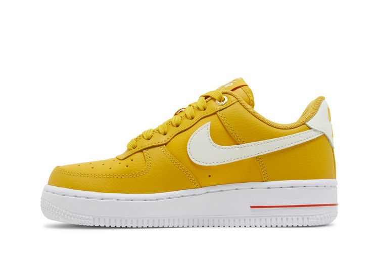 Nike Wmns Air Force 1 07 SE '40th Anniversary - Yellow Ochre'