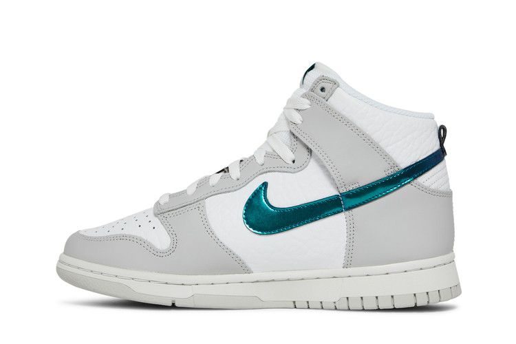 Nike Wmns Dunk High 'FLS'