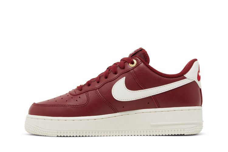 Nike Wmns Air Force 1 '07 Premium 'History of Logos - Team Red'