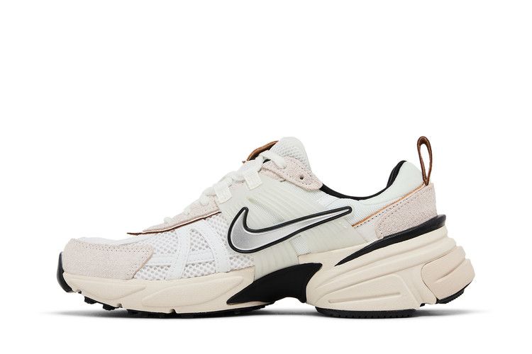 Nike Wmns V2K Run 'White Light Orewood Brown'