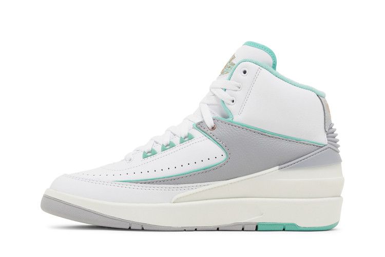 Wmns Air Jordan 2 Retro 'Crystal Mint'