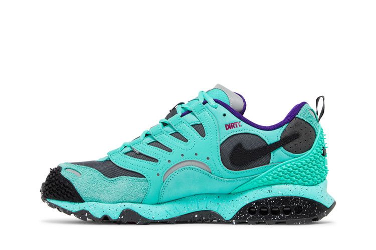 Undefeated x Nike Air Terra Humara 'Light Menta'