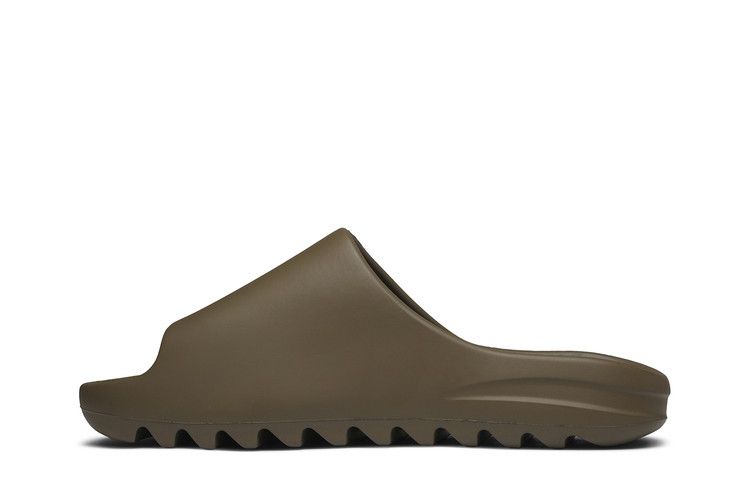 adidas Yeezy Slides 'Earth Brown'