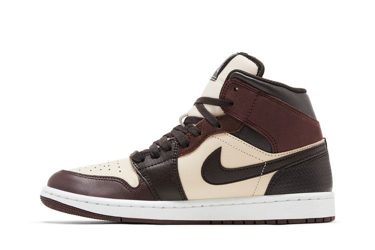 Air Jordan 1 Mid SE 'Paris YMCA'