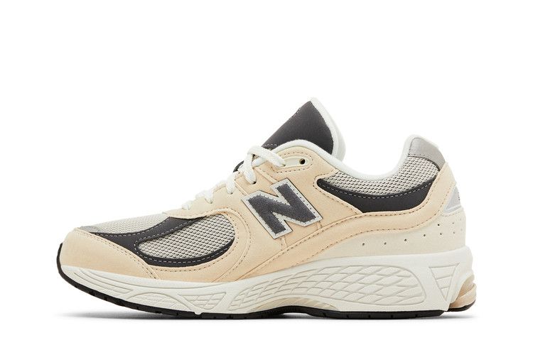 New Balance 2002R Big Kid 'Sandstone Magnet'