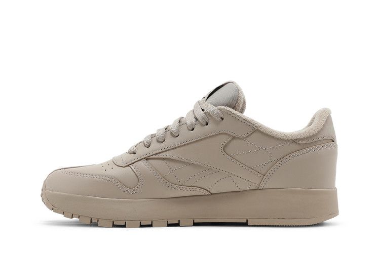 Maison Margiela x Reebok Classic Leather Tabi 'Natural'