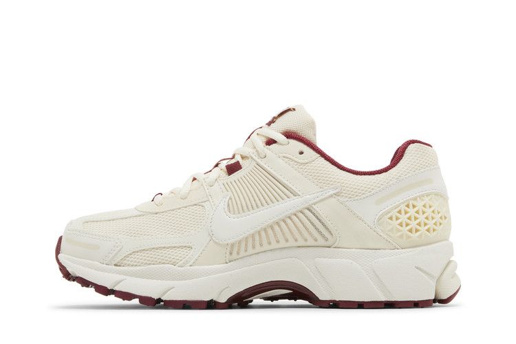 Nike Wmns Air Zoom Vomero 5 'Valentine's Day'