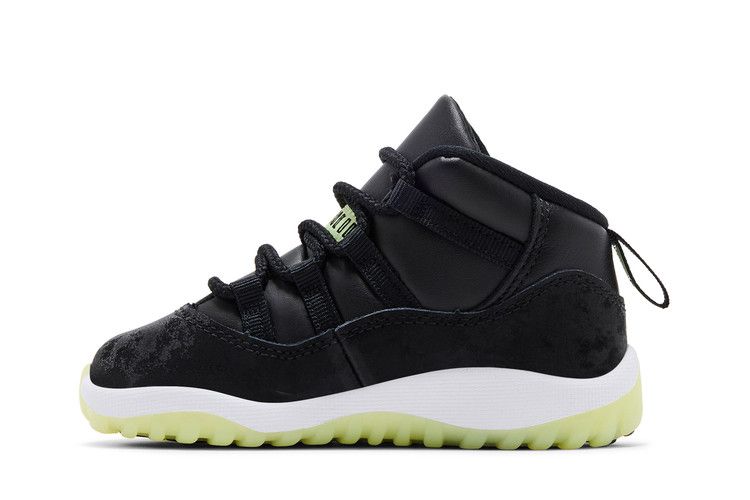 Air Jordan 11 Retro TD 'Black Dark Raisin'