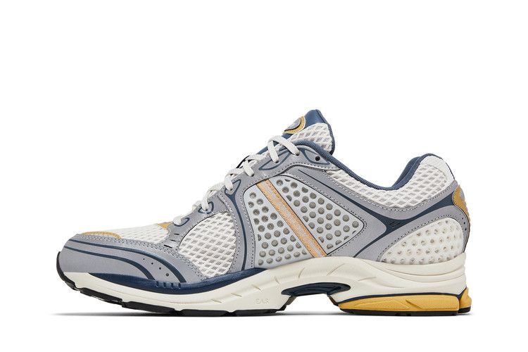 Saucony Progrid Triumph 4 'Fabricated Future'