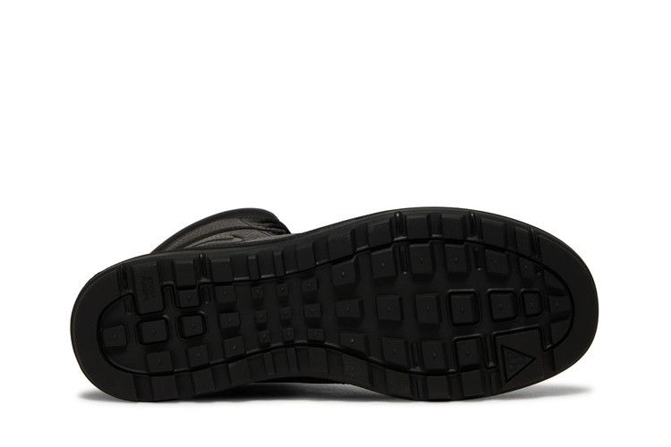 Nike Woodside 2 'Triple Black'
