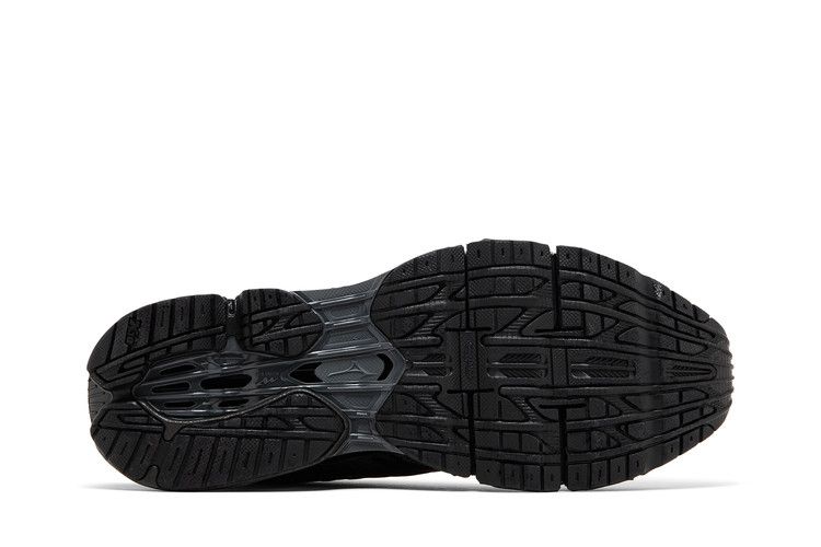 Mizuno Wave Prophecy LS 'Iron Gate Black'