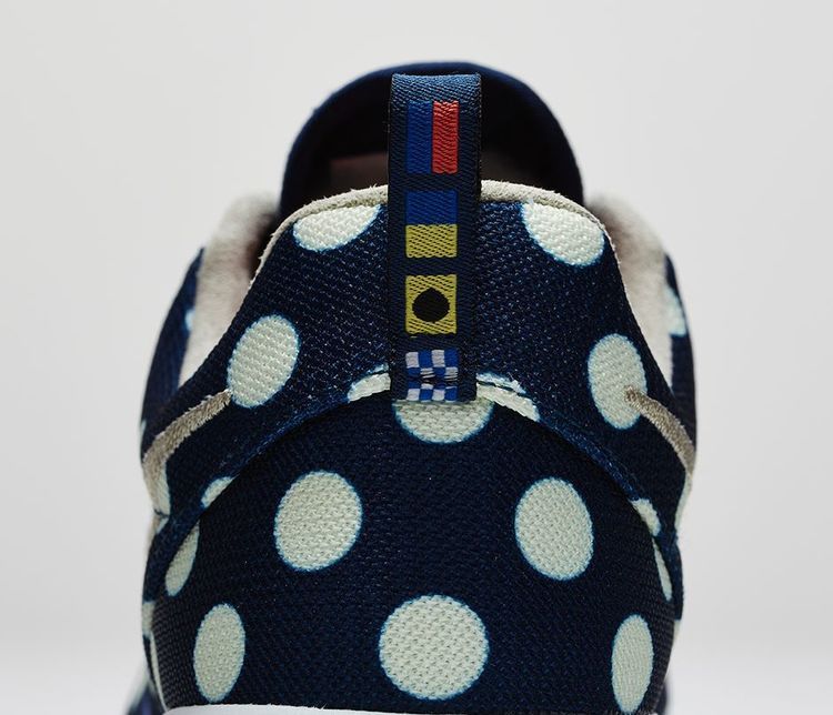 Nike Rosherun NM City QS 'NYC'