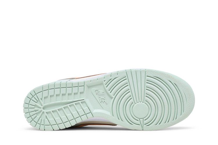 Nike Wmns Dunk Low 'Barely Green'