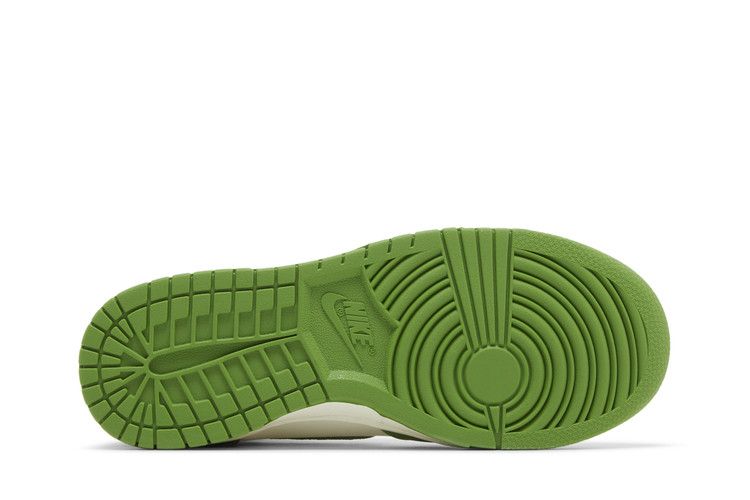 Nike Wmns Dunk High 'Chlorophyll'