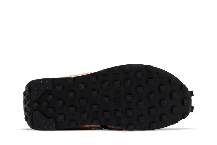 Nike Wmns Daybreak Type 'Crimson Tint'