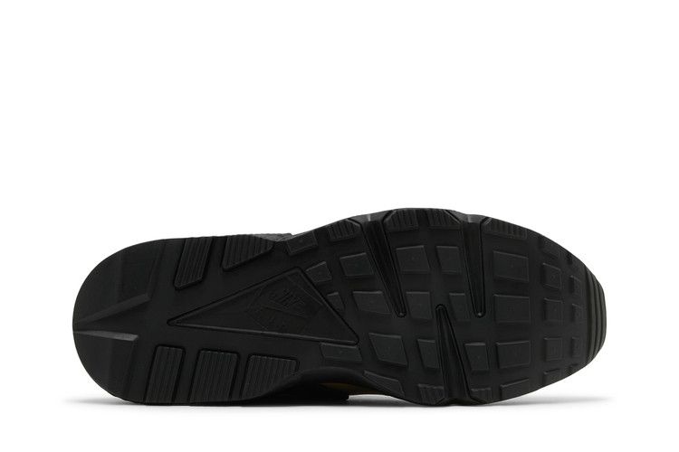 Nike Air Huarache 'Toadstool' 2021