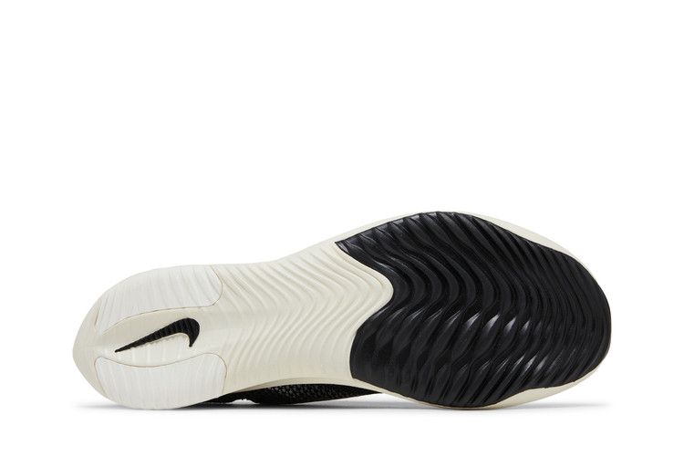Nike ZoomX Streakfly 'Black Metallic Gold Grain'