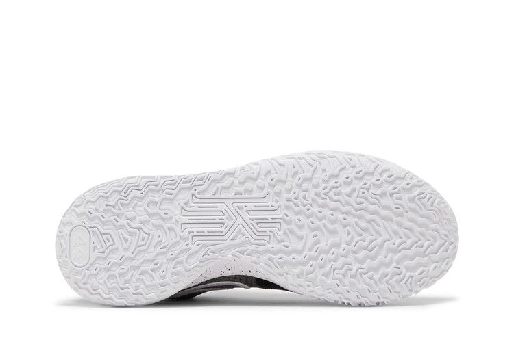 Nike Kyrie Low 4 TB 'Black White'