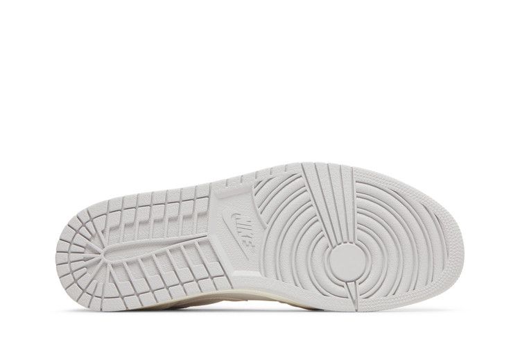 Air Jordan 1 Mid SE 'Inside Out'