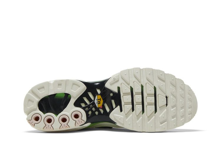 Nike Wmns Air Max Plus 'White Green Strike'