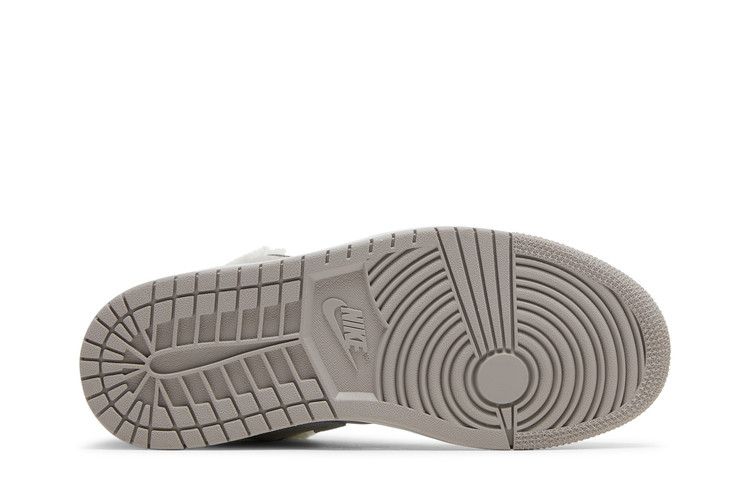 Wmns Air Jordan 1 Low SE 'Sherpa Fleece'